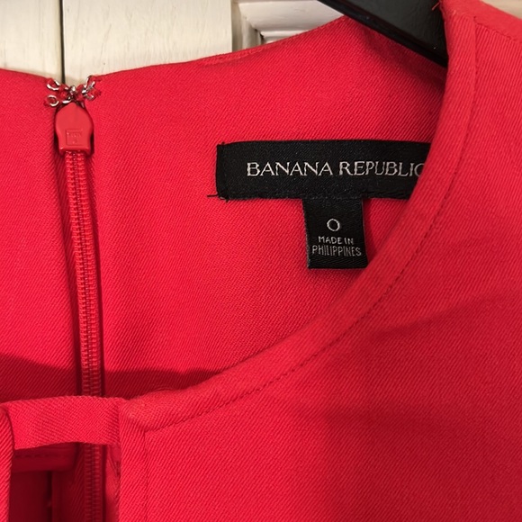 Little Red Dress, Banana Republic, Size 0 - Picture 3 of 8